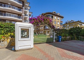 شقة 2 + 1 في منطقة أوبا