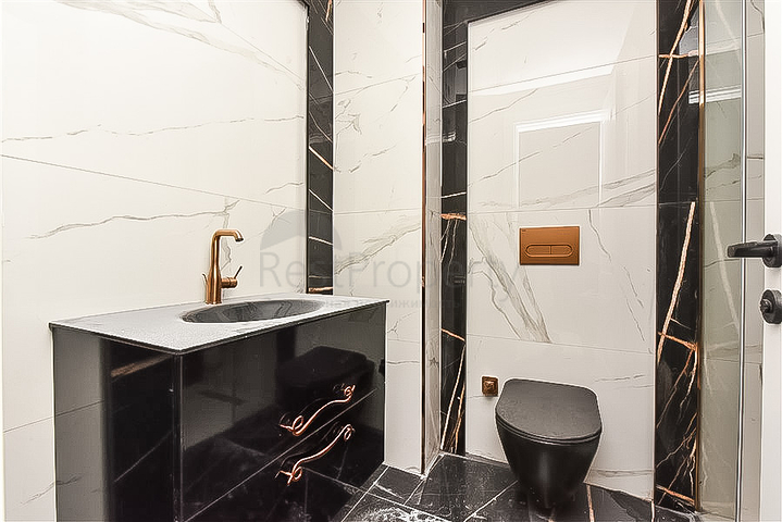 شقة مطلة على البحر على الساحل الأول شقة مطلة على البحر على الساحل الأول