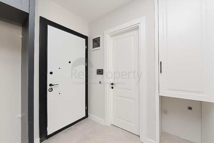 شقة مطلة على البحر على الساحل الأول شقة مطلة على البحر على الساحل الأول