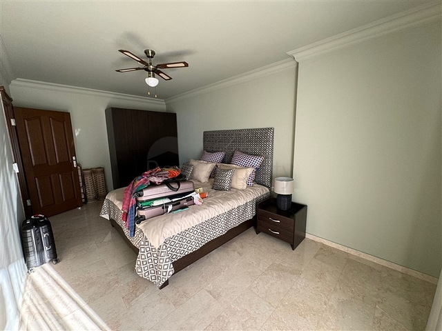 بنتهاوس واسع 3 + 1 مع إطلالات بانورامية على البحر بنتهاوس واسع 3 + 1 مع إطلالات بانورامية على البحر