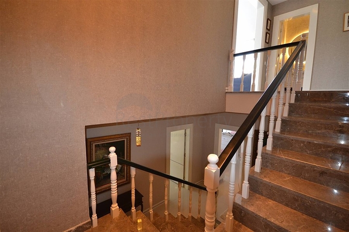 فيلا مفروشة 3 + 1 في منطقة كارجيجاك