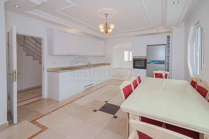 4 + 2 بنتهاوس على الساحل الأول 4 + 2 بنتهاوس على الساحل الأول