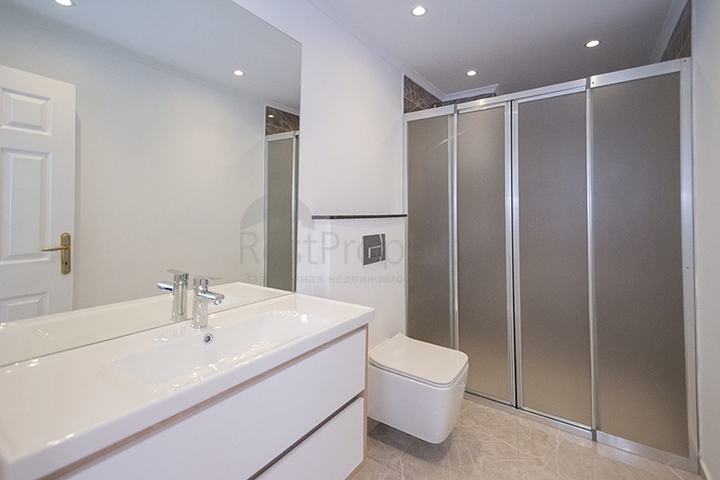 4 + 2 بنتهاوس على الساحل الأول 4 + 2 بنتهاوس على الساحل الأول