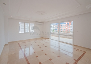 4 + 2 بنتهاوس على الساحل الأول 4 + 2 بنتهاوس على الساحل الأول