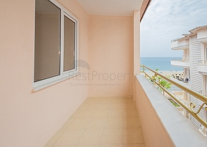 4 + 2 بنتهاوس على الساحل الأول 4 + 2 بنتهاوس على الساحل الأول