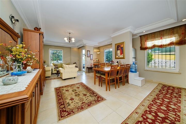 شقة 2+1 في وسط ألانيا