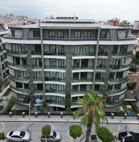 شقة 2+1 في مجمع من الدرجة الممتازة في وسط ألانيا 