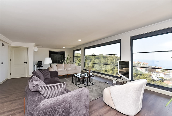 فيلا خاصة 4 + 1 في مجتمع مسور النخبة