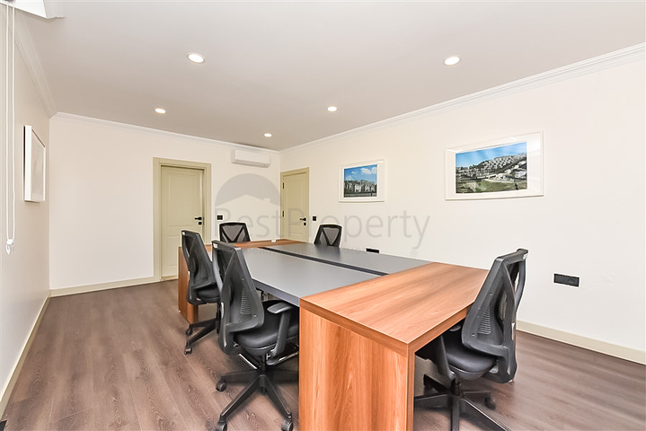 فيلا خاصة 4 + 1 في مجتمع مسور النخبة