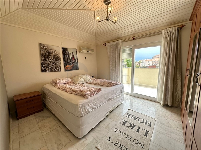 4 + 1 ريفرفرونت بنتهاوس في منطقة كيستل 4 + 1 ريفرفرونت بنتهاوس في منطقة كيستل