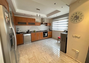 4 + 1 ريفرفرونت بنتهاوس في منطقة كيستل 4 + 1 ريفرفرونت بنتهاوس في منطقة كيستل