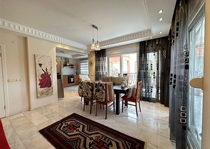 4 + 1 ريفرفرونت بنتهاوس في منطقة كيستل 4 + 1 ريفرفرونت بنتهاوس في منطقة كيستل