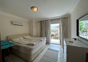 4 + 1 ريفرفرونت بنتهاوس في منطقة كيستل 4 + 1 ريفرفرونت بنتهاوس في منطقة كيستل