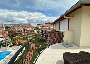 4 + 1 ريفرفرونت بنتهاوس في منطقة كيستل 4 + 1 ريفرفرونت بنتهاوس في منطقة كيستل