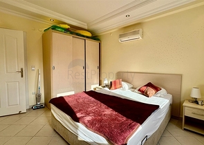 2 + 1 شقة 150 متر من البحر الأبيض المتوسط في منطقة أوبا