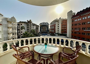 2 + 1 شقة 150 متر من البحر الأبيض المتوسط في منطقة أوبا