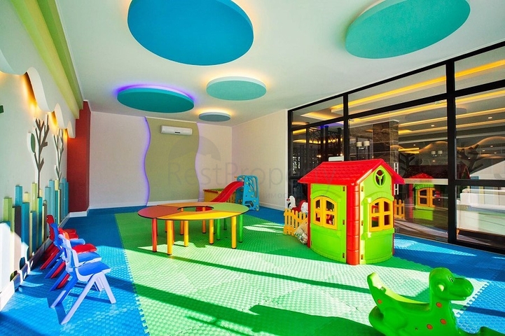 بنتهاوس 3+1 مع إطلالة على البحر الأبيض المتوسط