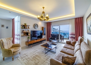 بنتهاوس 3+1 مع إطلالة على البحر الأبيض المتوسط