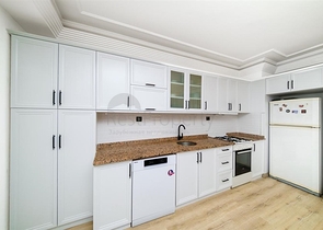 شقة مريحة 2 + 1 في وسط ألانيا