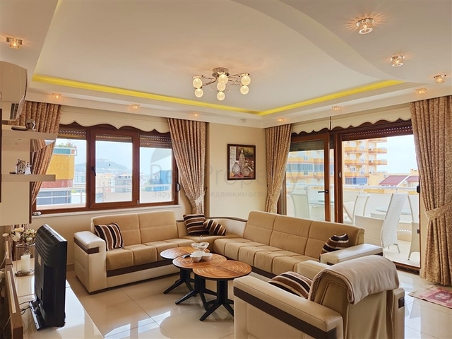 شقة فسيحة 2 + 1 على بعد 100 متر من البحر شقة فسيحة 2 + 1 على بعد 100 متر من البحر