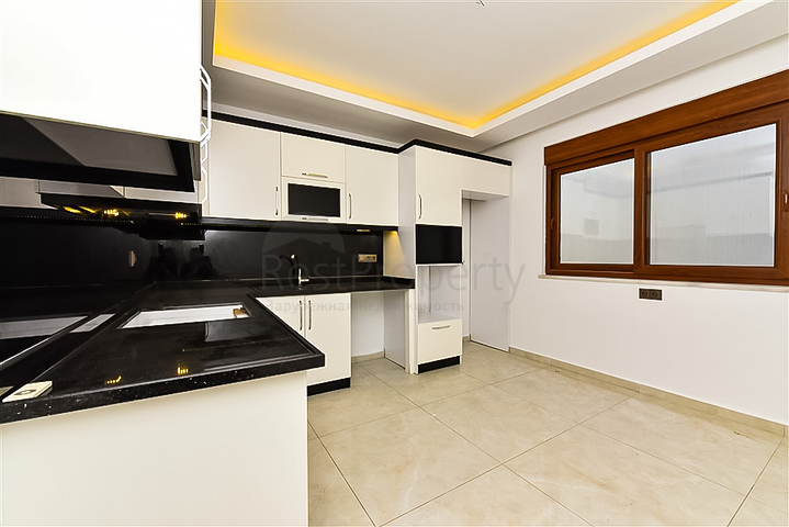 4 + 1 حديقة دوبلكس مع مطبخ منفصل في وسط ألانيا