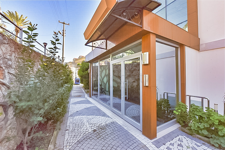 4 + 1 حديقة دوبلكس مع مطبخ منفصل في وسط ألانيا