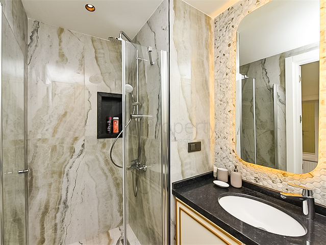 1 + 1 شقة للإيجار في وسط ألانيا