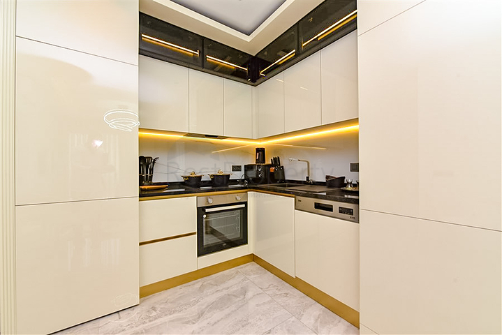 شقة 1+1 في مجمع فاخر في وسط ألانيا