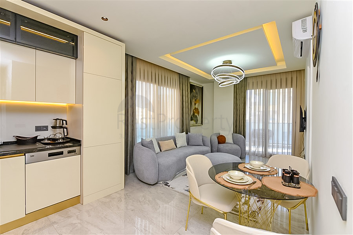 شقة 1+1 في مجمع فاخر في وسط ألانيا