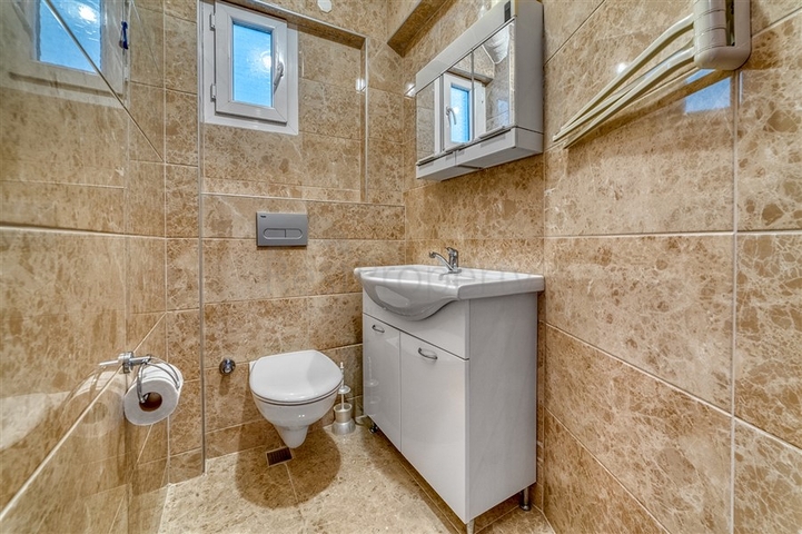 شقق في المجمع على الساحل الأول