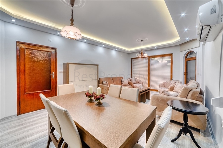 شقق في المجمع على الساحل الأول