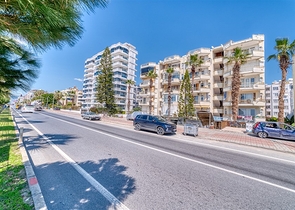 شقق في المجمع على الساحل الأول