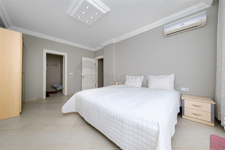 شقة 2 + 1 في ألانيا