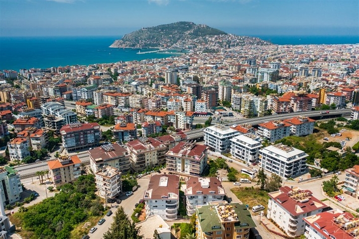 شقة 2 + 1 في ألانيا