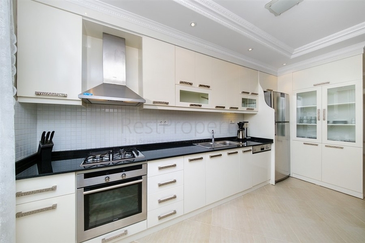 شقة 2 + 1 في ألانيا