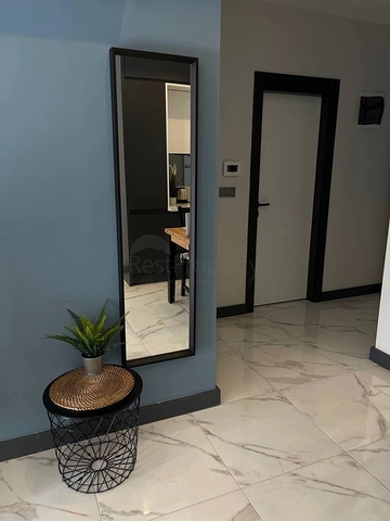 شقة 1+1 في مجمع سكني جديد في وسط محمودلار