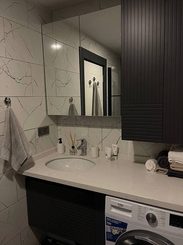 شقة 1+1 في مجمع سكني جديد في وسط محمودلار