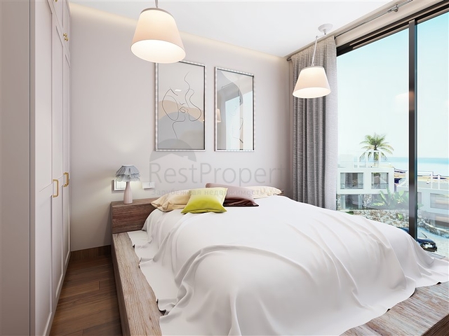 شقة 2+1 مع تراس خاص بها على بعد 100 متر من البحر