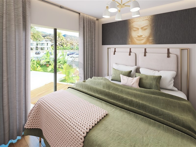 شقة 2+1 مع تراس خاص بها على بعد 100 متر من البحر