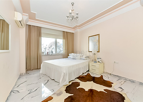 شقة 3 + 1 مع إمكانية الحصول على تصريح إقامة في السطر الأول