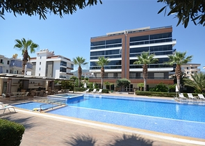 شقة مفروشة بغرفتي نوم في توسمورا