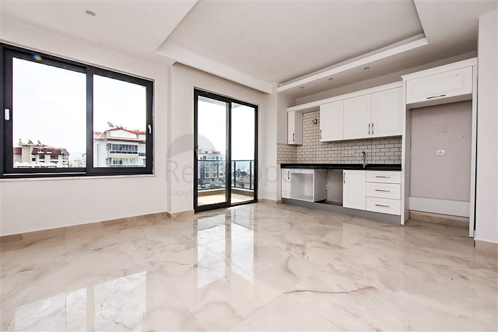 شقة مطلة على البحر في منطقة كستل