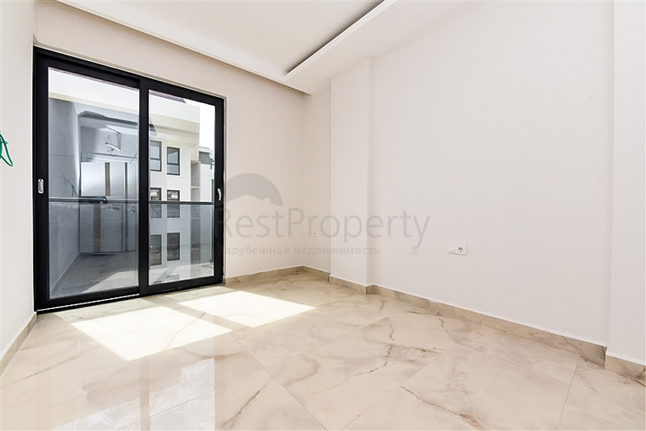 شقة مطلة على البحر في منطقة كستل