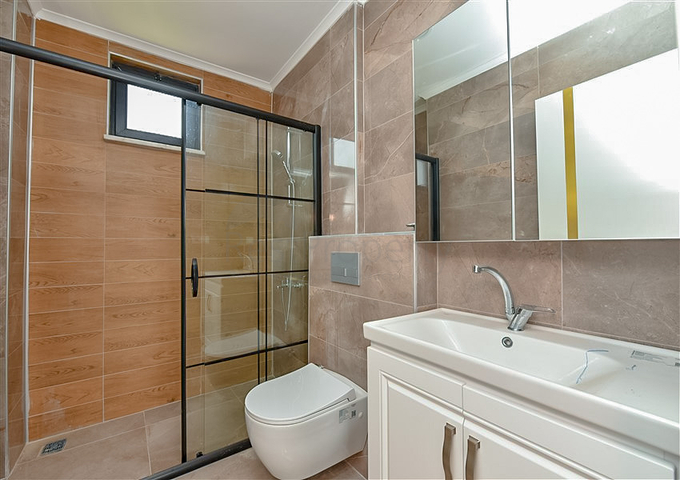 شقة مطلة على البحر في منطقة كستل