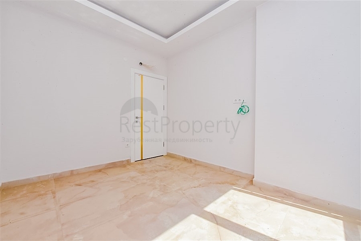 شقة 2+1 بحديقتها الخاصة في كيستل