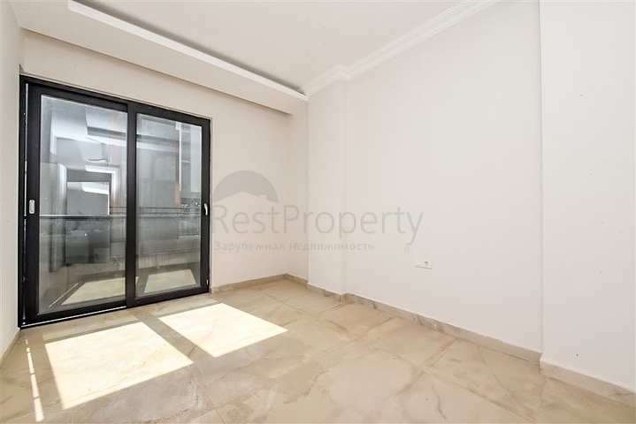 شقة 2+1 بحديقتها الخاصة في كيستل