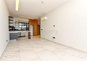 شقة مطلة على البحر على الساحل الأول