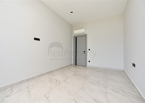 شقة مطلة على البحر على الساحل الأول