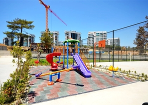 شقة مفروشة بغرفة نوم واحدة مع تخطيط 1 + 1