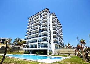 شقة مفروشة بغرفة نوم واحدة مع تخطيط 1 + 1